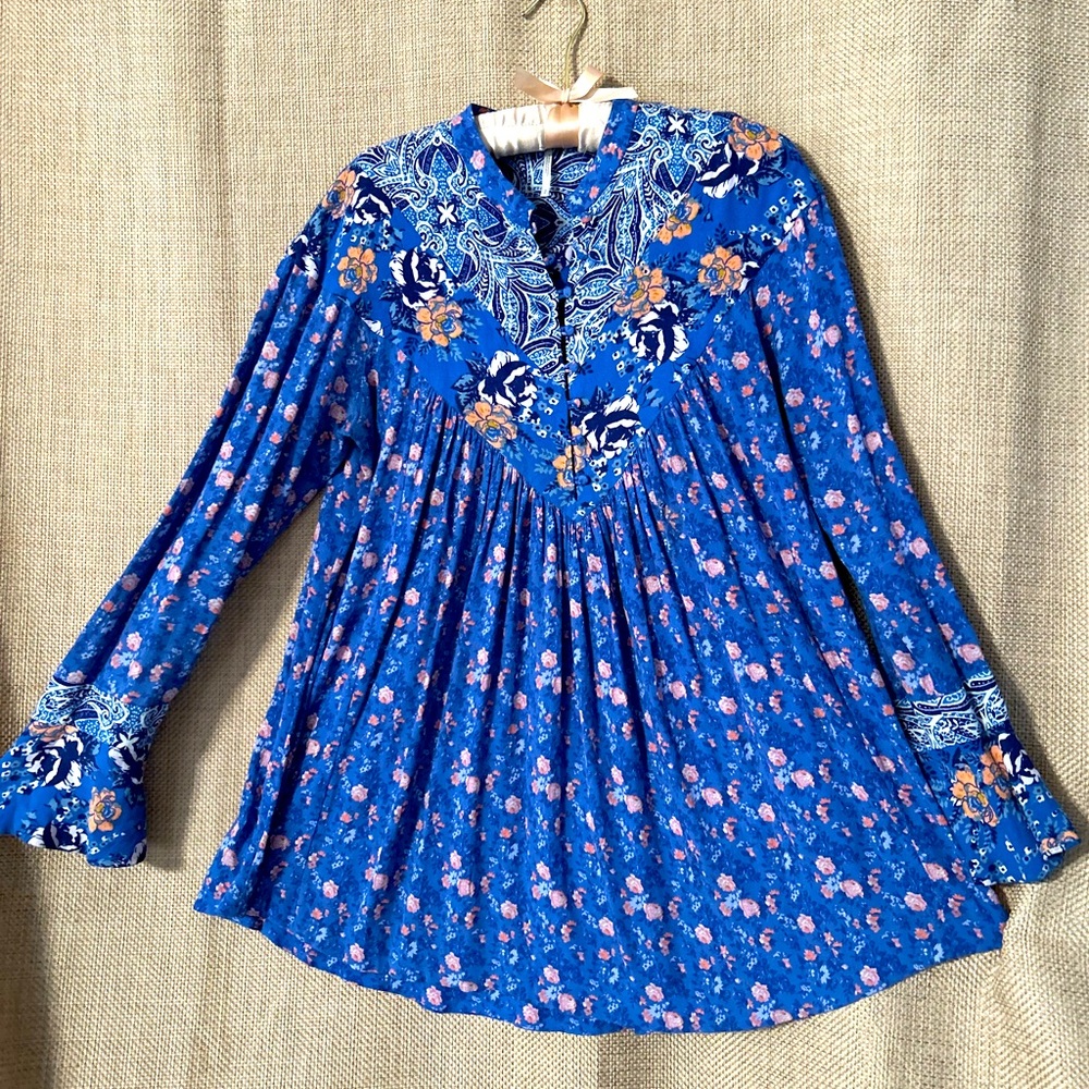 Free People Top S Blue Floral Boho Cottagecore Babydoll Shirt Blouse Women’s S/P
